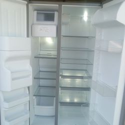 Refrigerator Stainless 