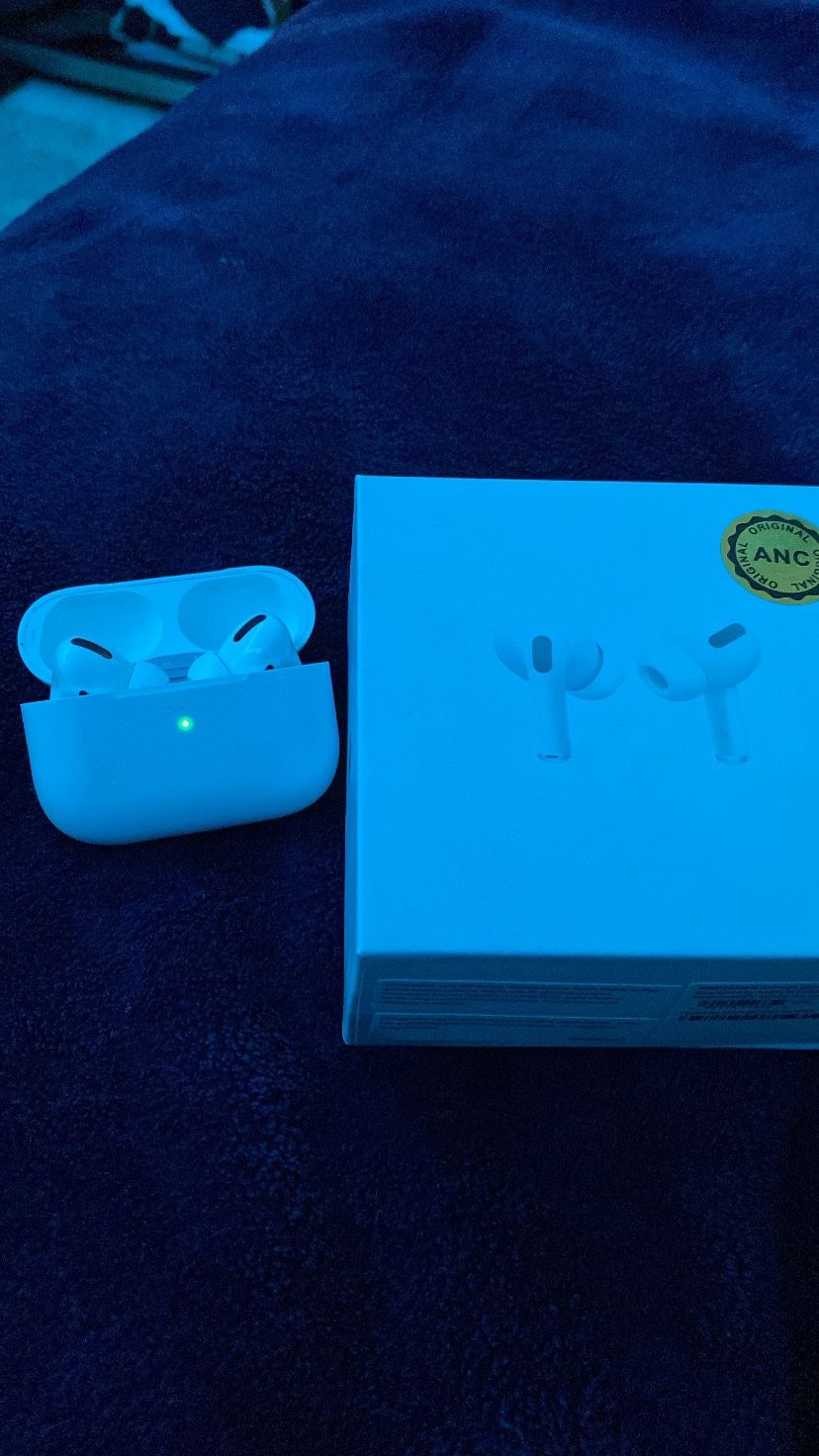 AirPods