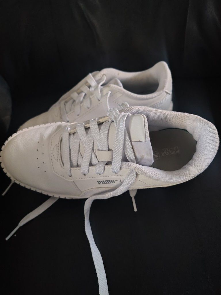 Girls White Puma Shoes