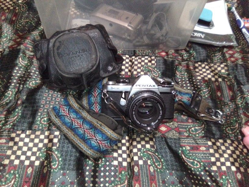 Vintage Pentax 35mm Film Camera