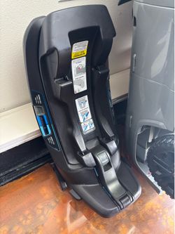 Nuna car seat base for sale