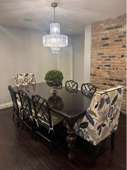 Elegant Dining Room Table w/8 Chairs