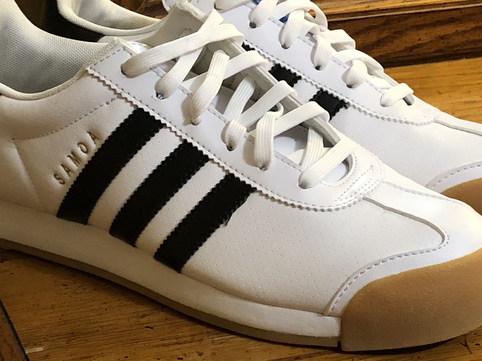 Adidas Samoa Size 6.5 Brand New