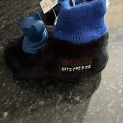 New With Tags  Child’s Size Batman Slippers 