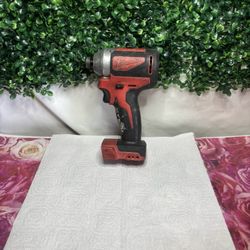 Milwaukee 18v Brushless Cordless Drill 