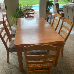 MOVING SALE - Dining Table Set – 6 Chairs + Removable Leaf (Use as 4 or 6 Seater)
