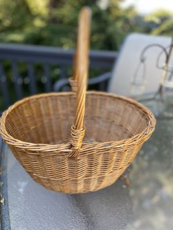 Wicker basket