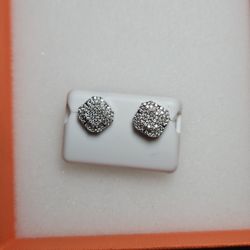 Sterling Silver Studs With Moissanite