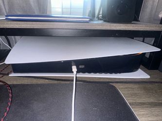 PS5 Digital (No controller)