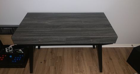 Solid Light grey Wooden desk!