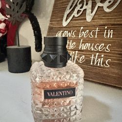 Valentino Perfume