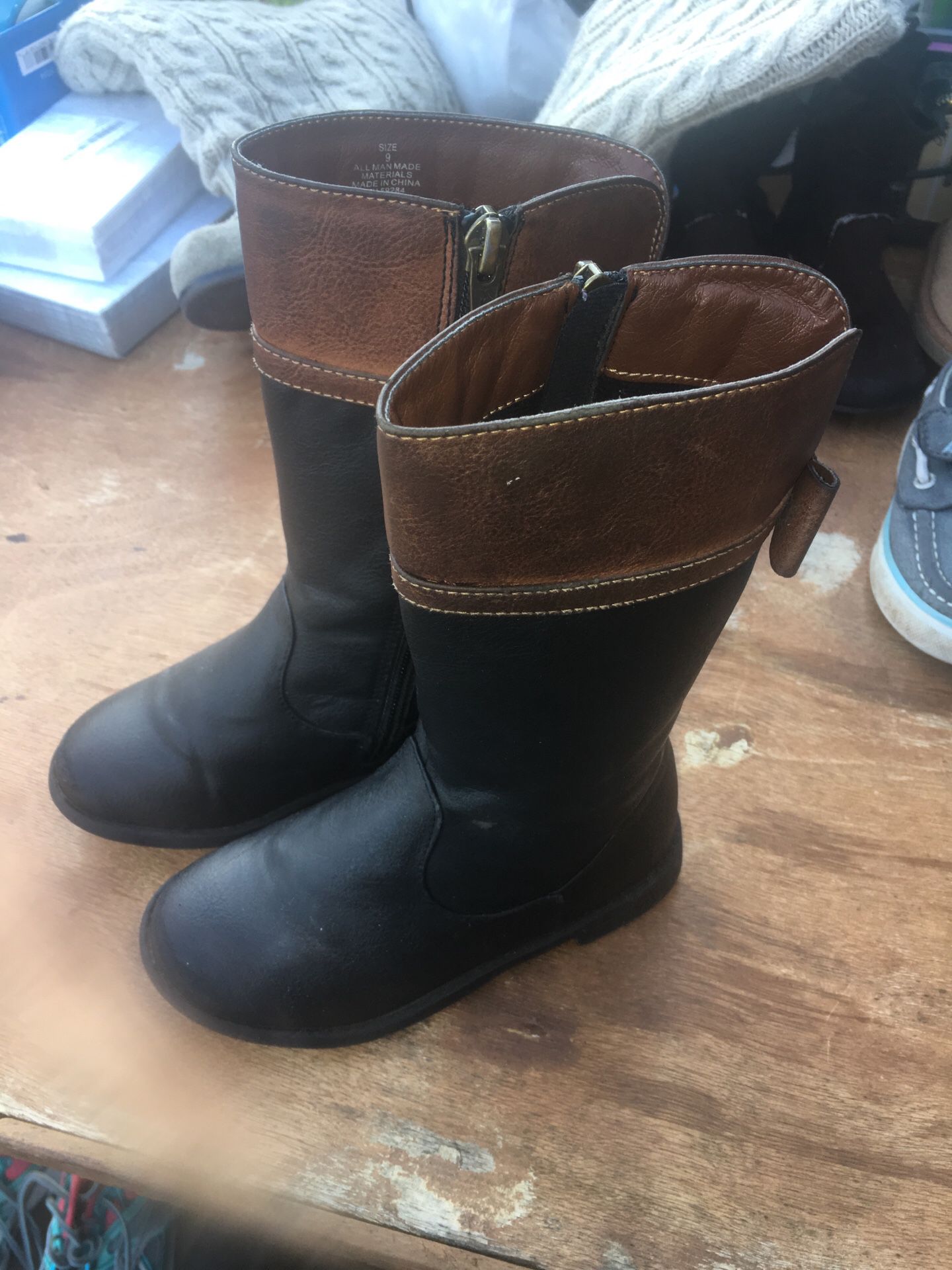 Little girl boots size 9