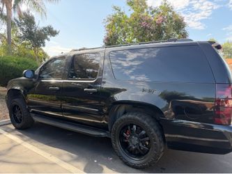 Chevrolet suburban