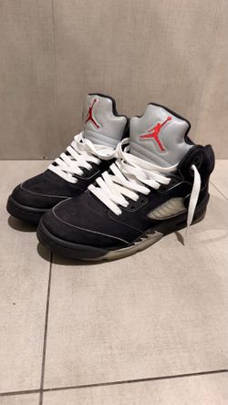 Size 7 shoes Jordan’s