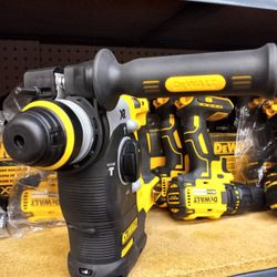 DEWALT 20V MAX XR 1" (26mm) SDS BRUSHLESS HAMMER.  TOOL ONLY 