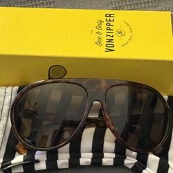 Brand New Unworn   Vintage VonZipper Sunglasses