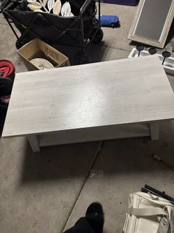 Table (living room)