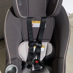 GRACO CAR SEAT 