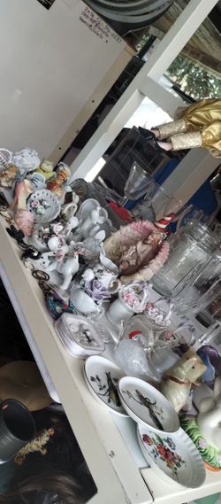 Decorations 1 dollars