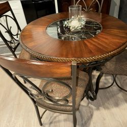 Gorgeous DINING SET-4 Chairs