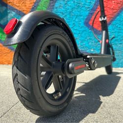 Electric scooter