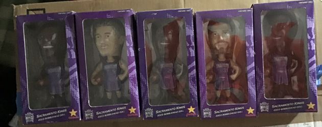 Sacramento kings Carl’s Jr. Collectible Bobble Head . 2003 Edition 5 Total