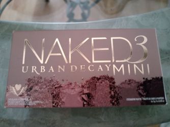 Urban Decay Mini Naked 3 Eyeshadow Palette