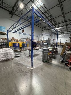 Overhead Hoist 20x20 with Electric and Pneumatic Lift