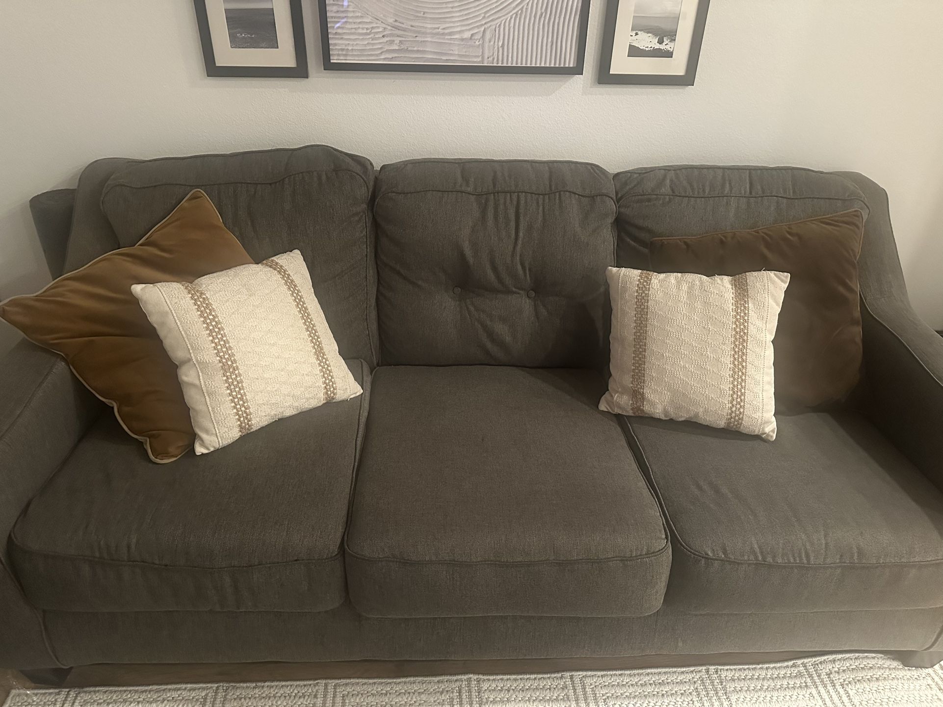 Sofa Set