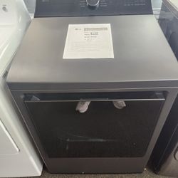 7.3 cu. ft. Vented SMART Electric Dryer in
Matte Black with EasyLoad Door and
Sensor Dry Teohnology