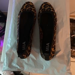 Mia Flat Shoes 