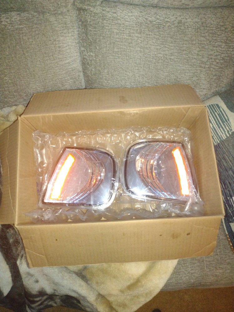 Corner Lights for 1(contact info removed) ford f150
