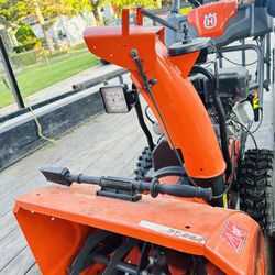 Husqvarna St224 Snow Thrower Snow Blower
