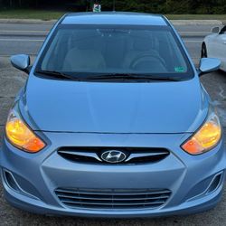 2012 Hyundai Accent