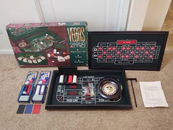Vegas Casino Trio Wooden Craps/Roulette/Blackjack Table
