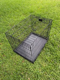 Life Stages Medium Pet Kennel