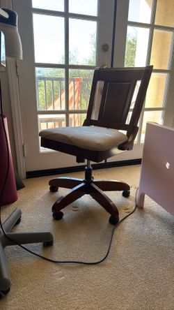 swivel chair