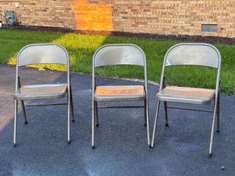 Set of 3 metal folding chairs