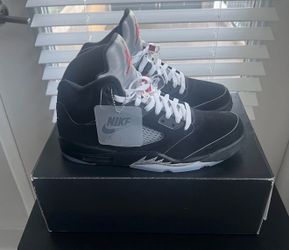 Air Jordan Retro 5 Metallic Reimagined Men’s Size 11 BRAND NEW