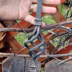 Ornimental iron rods 1/2inch x 28 inch Have 30