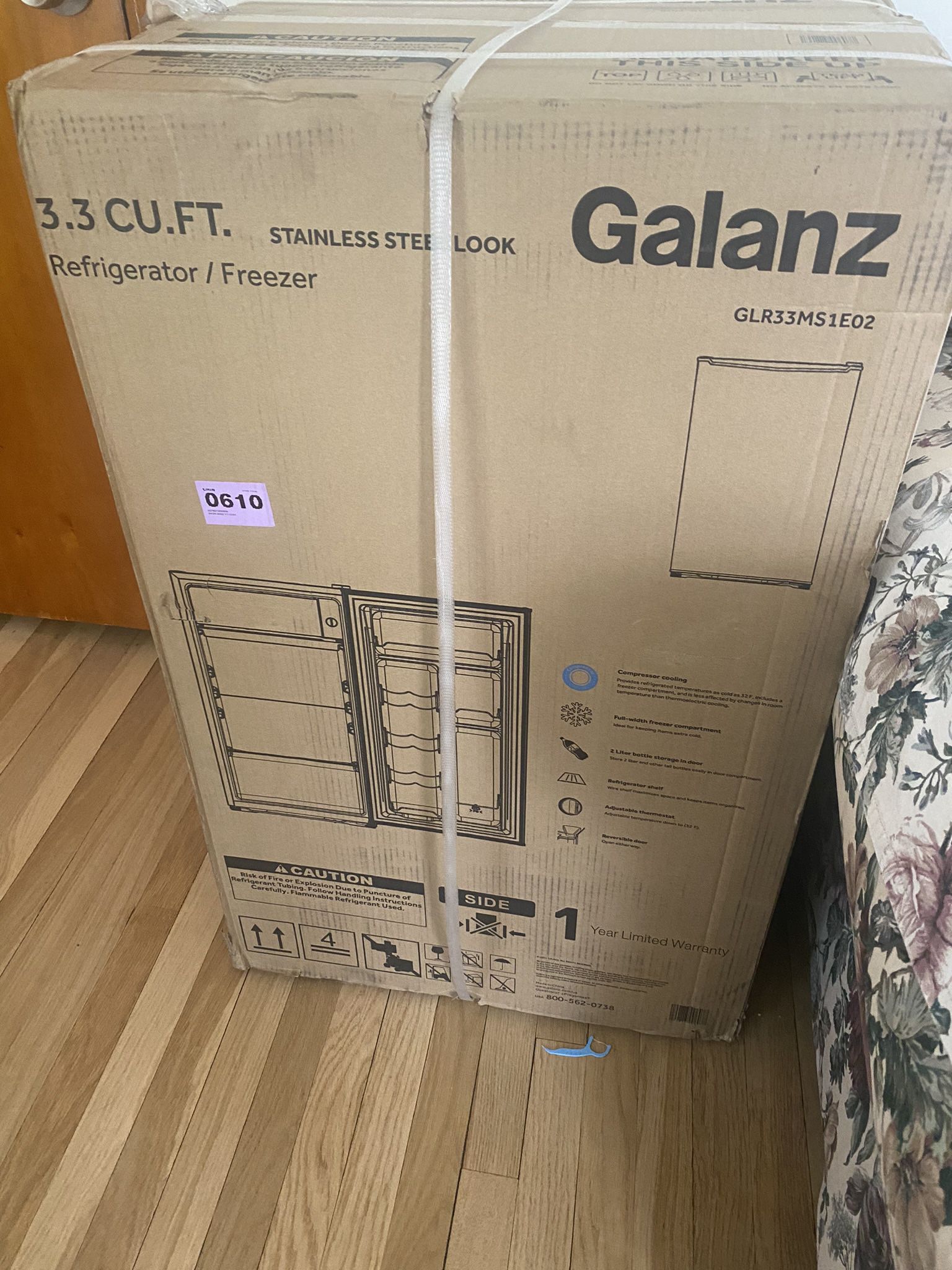 Mini Refrigerador 3.3 FT Galanz $125 OBO