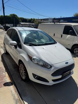 2015 Ford Fiesta