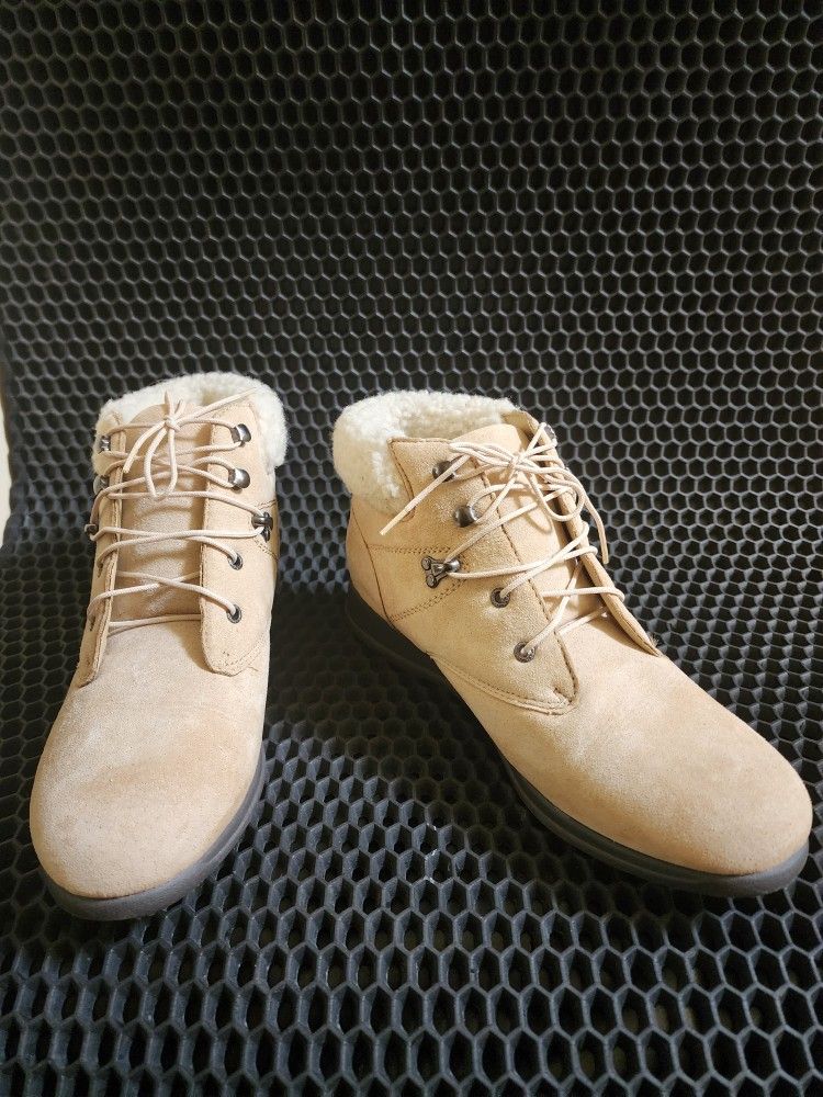 New Women's Faded Glory Ankle Boots