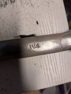 1 1/4wrench