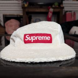 Supreme cloth box Logo Hat