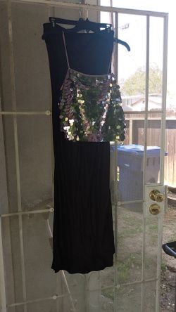 Long skirt and shirt