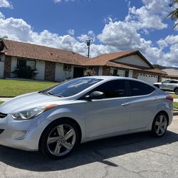 2012 Hyundai ELANTRA