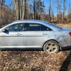 2014 Ford Taurus