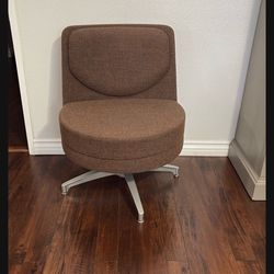 Brown Accent Chair 