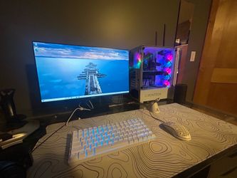 Montech Gaming PC Setup w/ Dell Monitor, Mechanical Keyboard, LTC Mouse, Headset